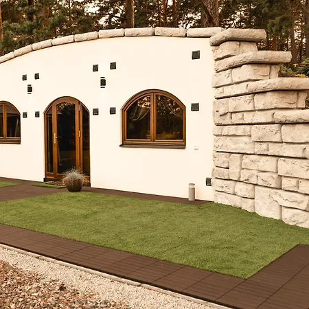 Kotkapesa Aparthotel Treimani