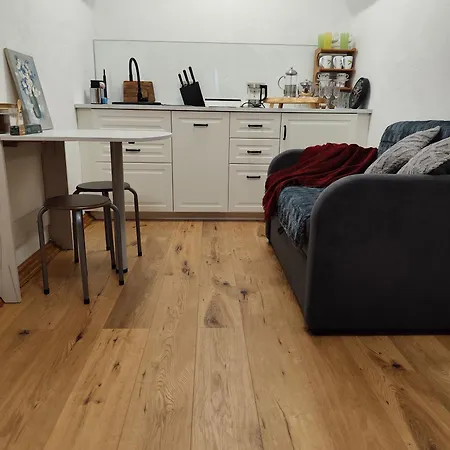 Kotkapesa Aparthotel Treimani