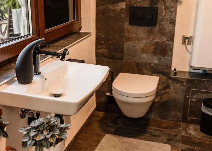 Kotkapesa Aparthotel Treimani